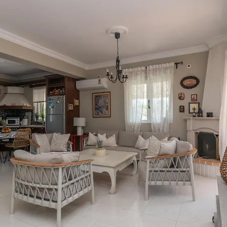 Villa La Lagopodhon