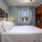 Villa La *